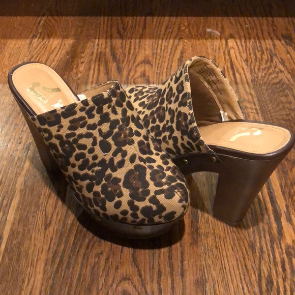 Report Shoes - Report Leopard Design Chunky Heels Sandals 👡 Shoe
